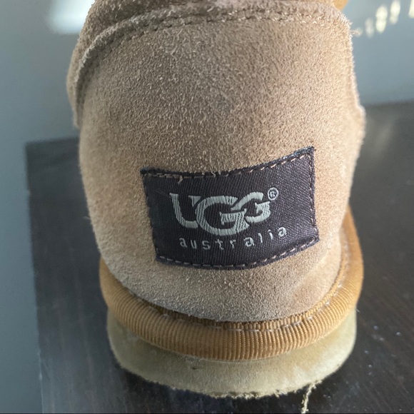 Authentic Uggs Classic Tall Chestnut Boot Size 8 - Picture 6 of 7